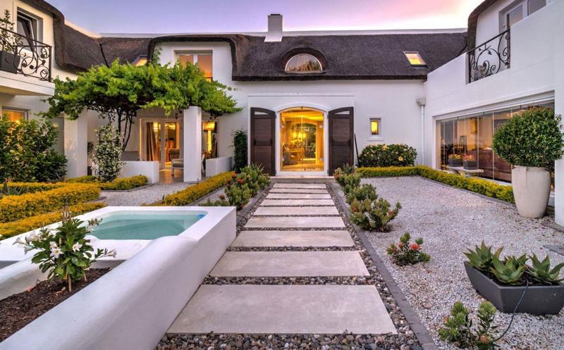 4 Bedroom Property for Sale in Stellenbosch Central Western Cape
